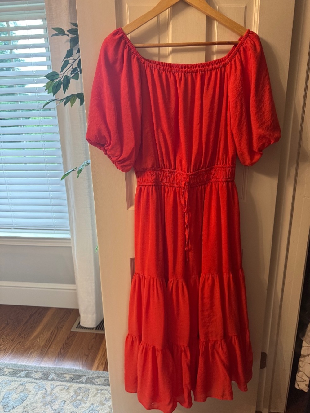 Vince Camuto Red Shoulder Midi Dress Size Medium